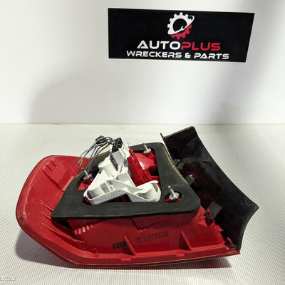 2006 Bmw 3 Series Right Taillight