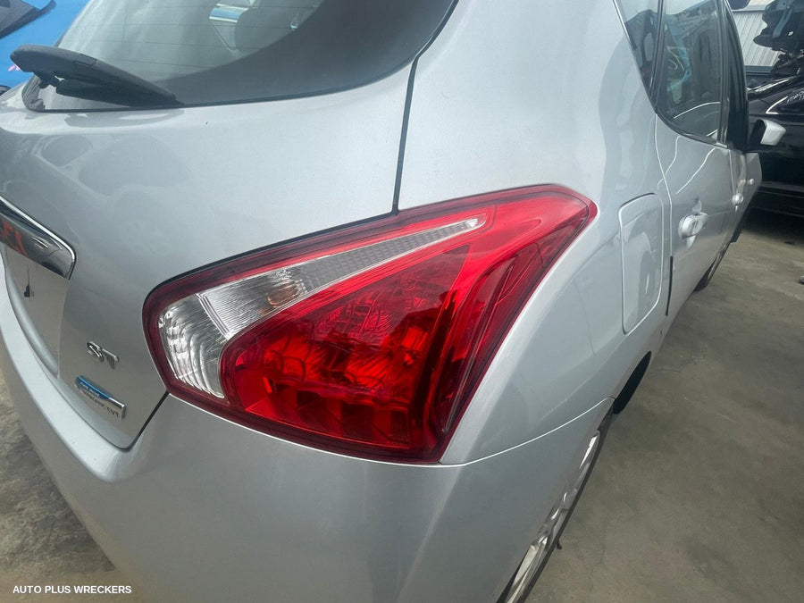 2015 Nissan Pulsar Alternator