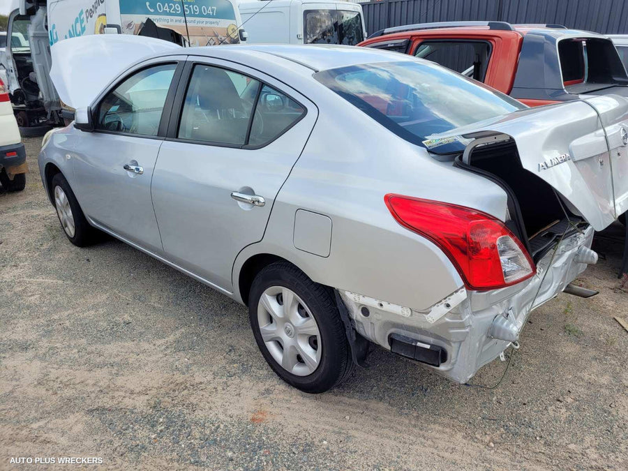 2013 Nissan Almera Right Rear Door Sliding