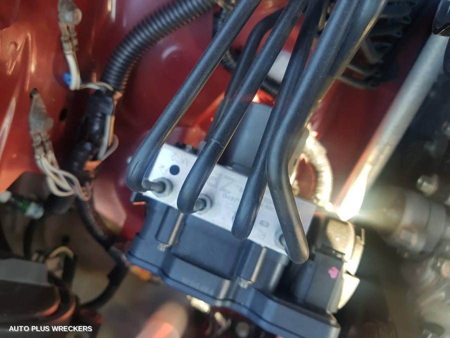 2011 Toyota Camry Left Rear Door Window