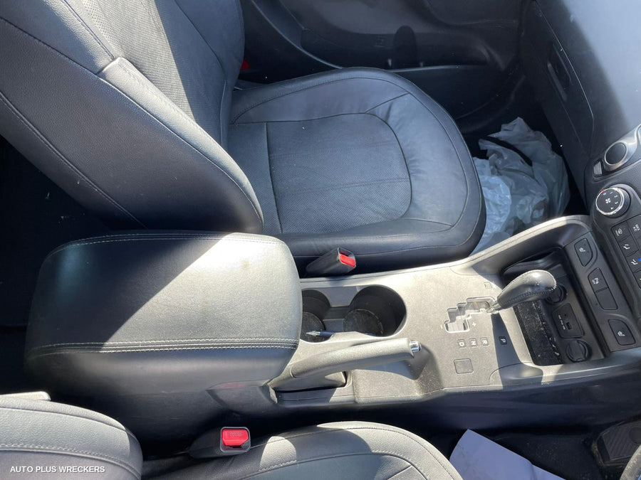 2014 Hyundai Ix35 Left Headlamp