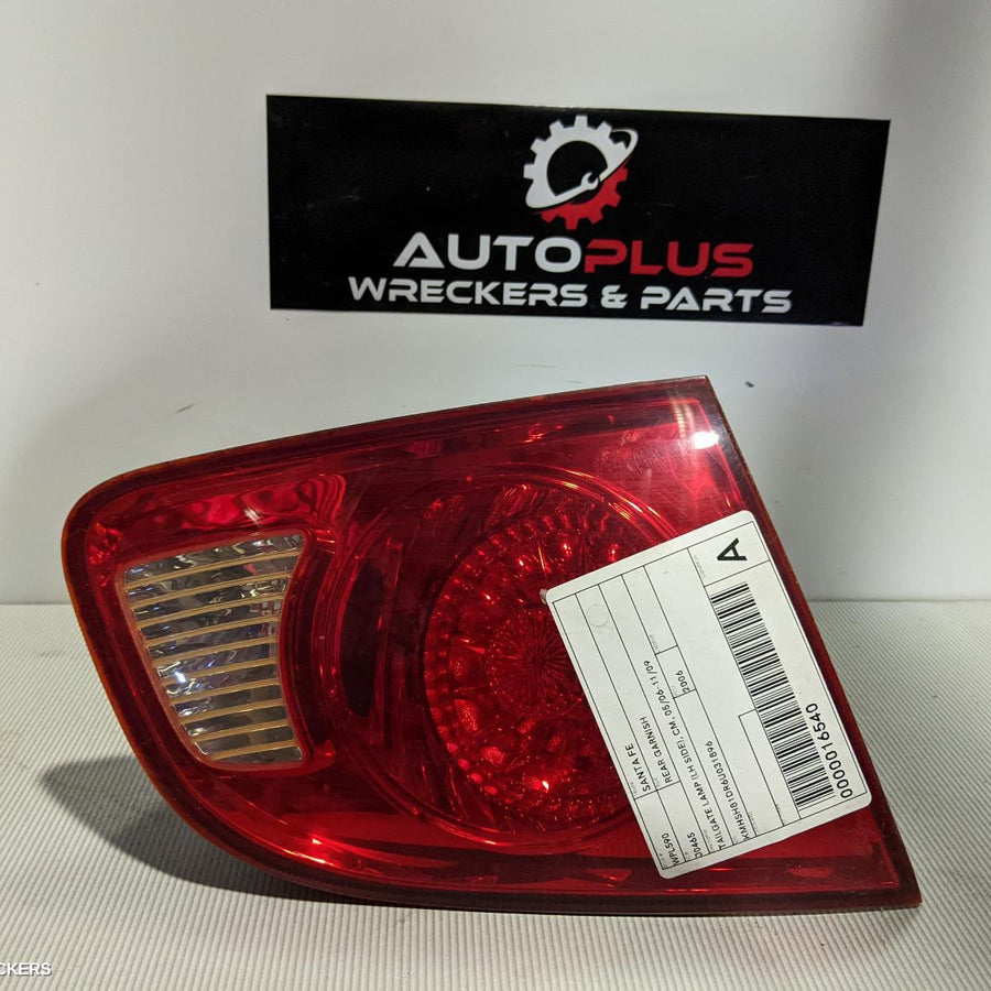 2006-2009 Hyundai Santa Fe Rear Garnish