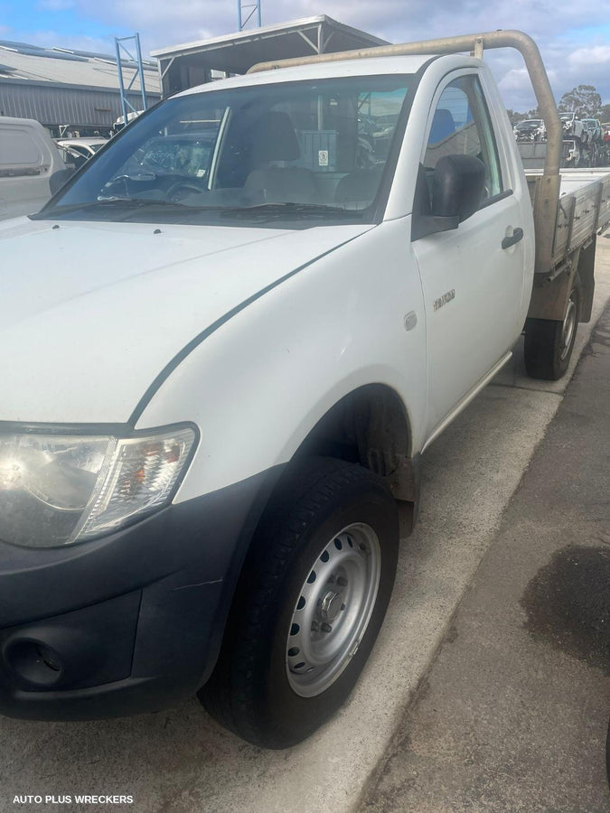 2014 Mitsubishi Triton Rear Diff Assembly