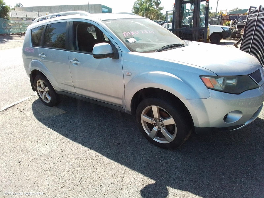 2007 Mitsubishi Outlander A C Condenser