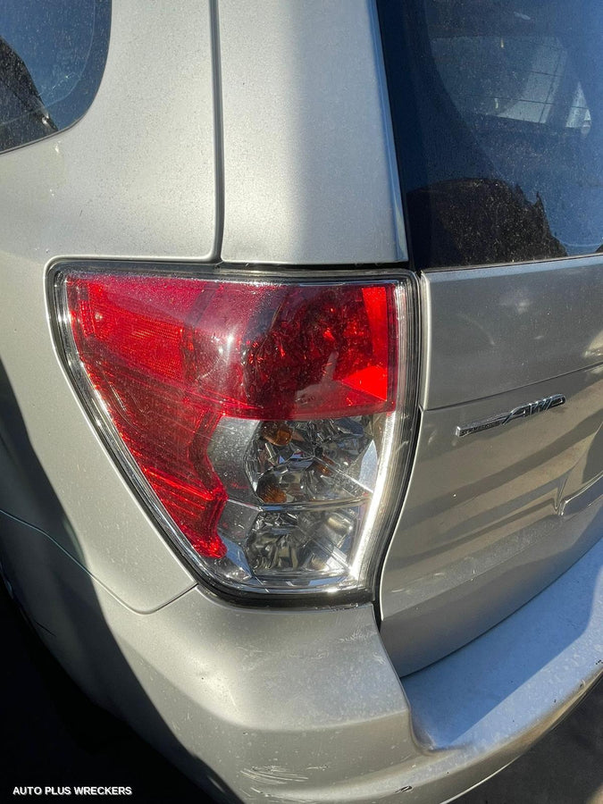 2008-2012 Subaru Forester Right Rear Door Sliding
