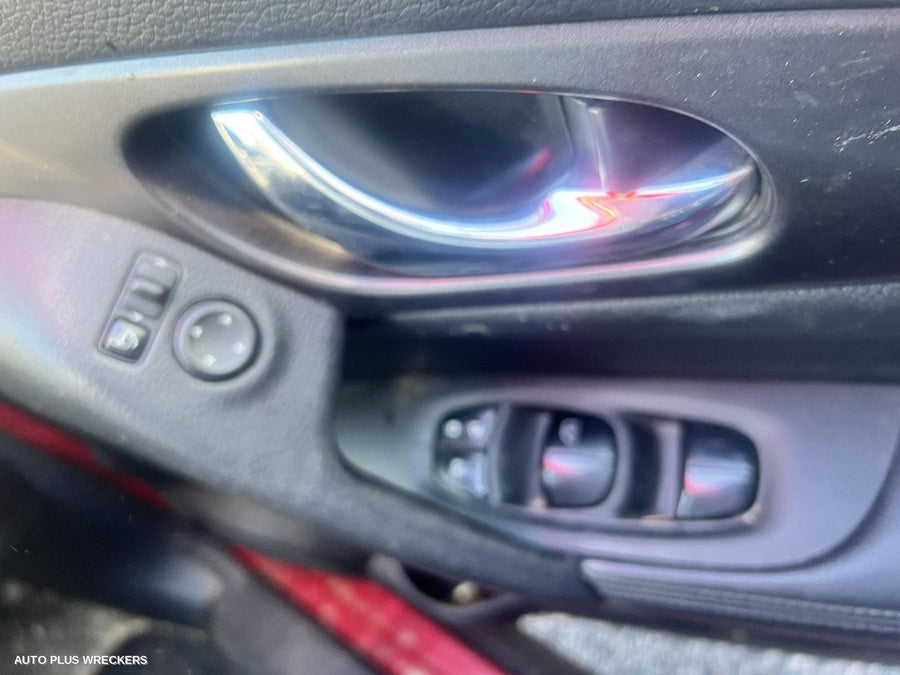 2016 Nissan Xtrail Left Door Mirror