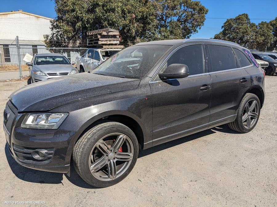 2009 Audi Q5 Headrest