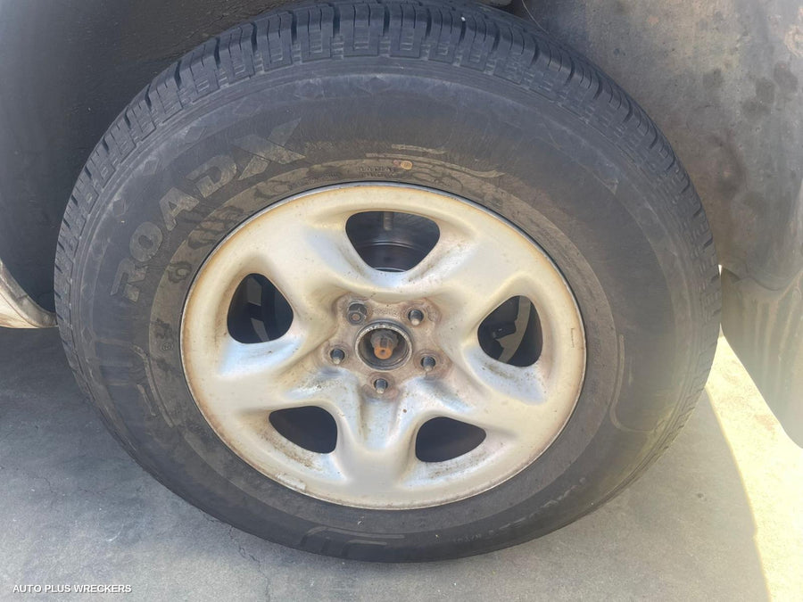 2005 Toyota Kluger Bonnet