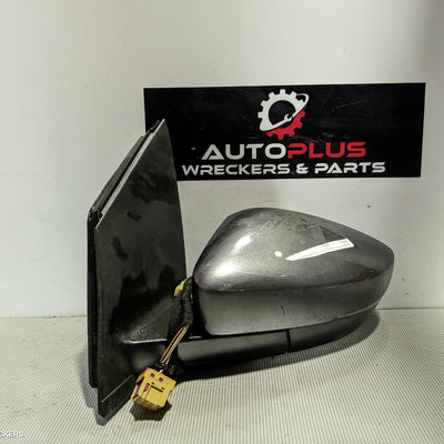 2010-2014 Volkswagen Polo Left Door Mirror