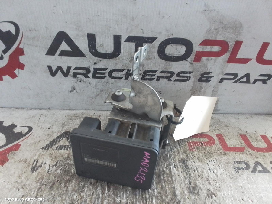 2006-2009 Mitsubishi Outlander Abs Pump Modulator