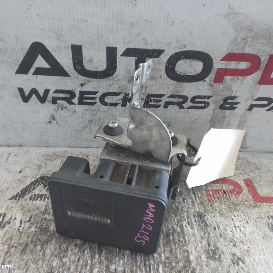 2006-2009 Mitsubishi Outlander Abs Pump Modulator