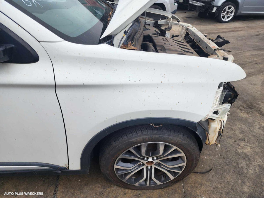 2012-2016 Mitsubishi Outlander A C Condenser