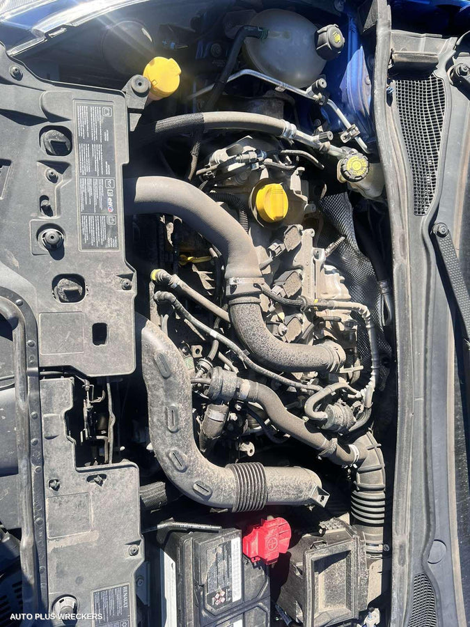 2015 Renault Clio Right Rear Door Sliding