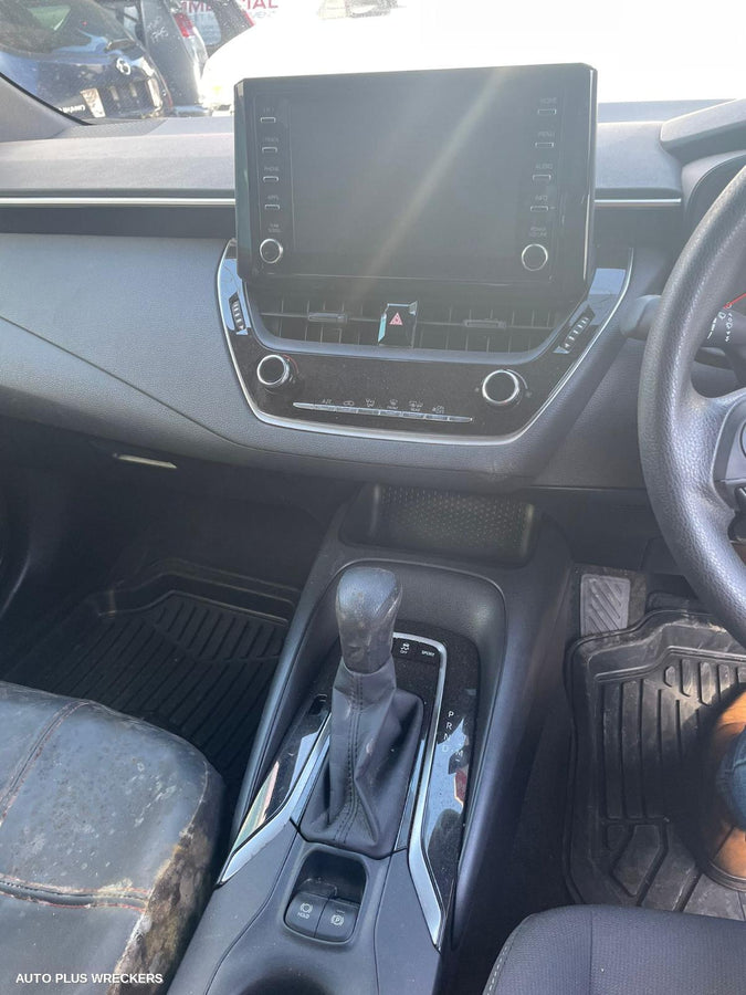 2019 Toyota Corolla Left Front Door