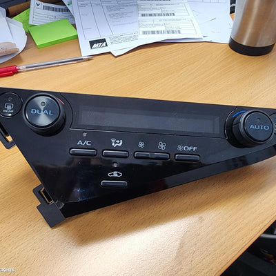 2017-2024 Toyota Camry Heater Ac Controls