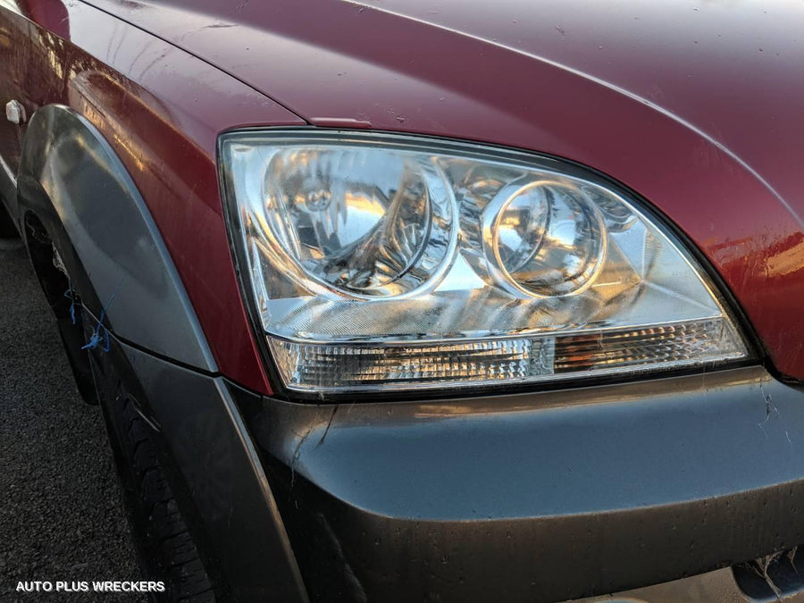 2003-2006 Kia Sorento Left Guard