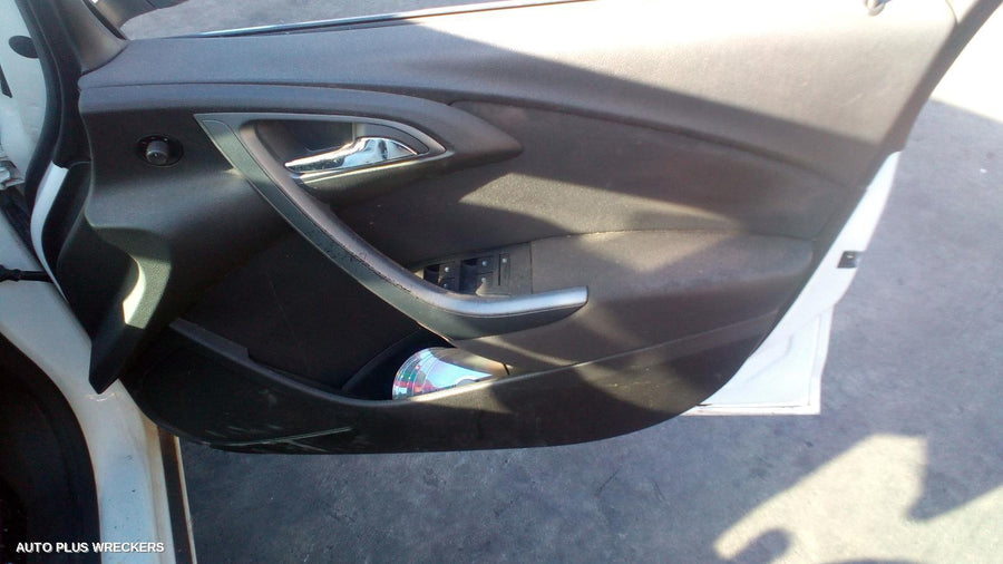 2013 Opel Astra Wiper Motor