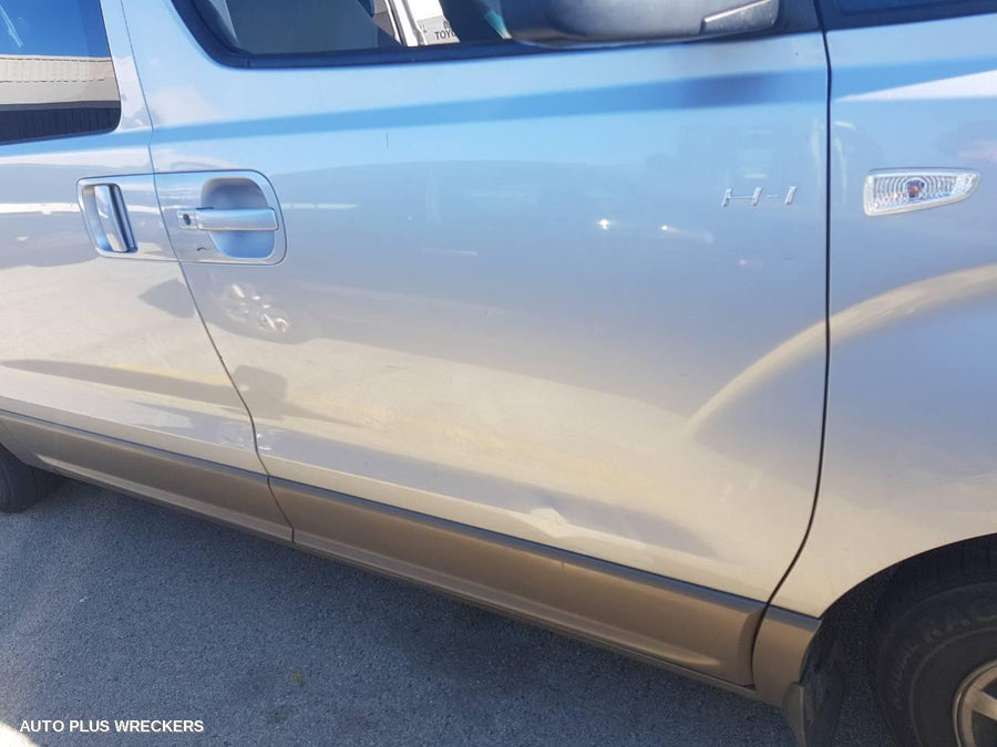 2007-2021 Hyundai Iload/imax Left Front Door