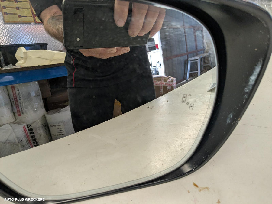 2015-2021 Toyota Landcruiser Right Door Mirror
