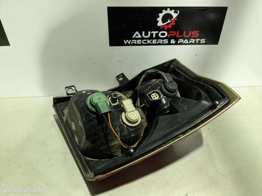 2008 Dodge Caliber Left Taillight