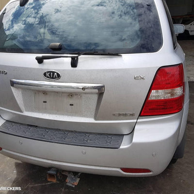 2006-2009 Kia Sorento Right Guard