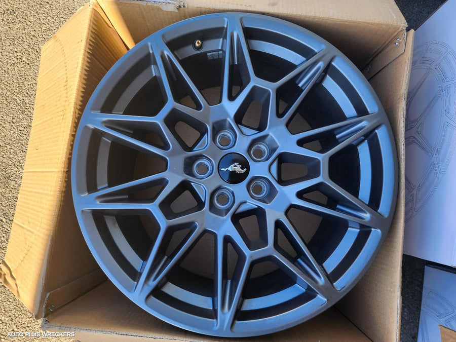 2024 Ford Mustang Wheel Mag