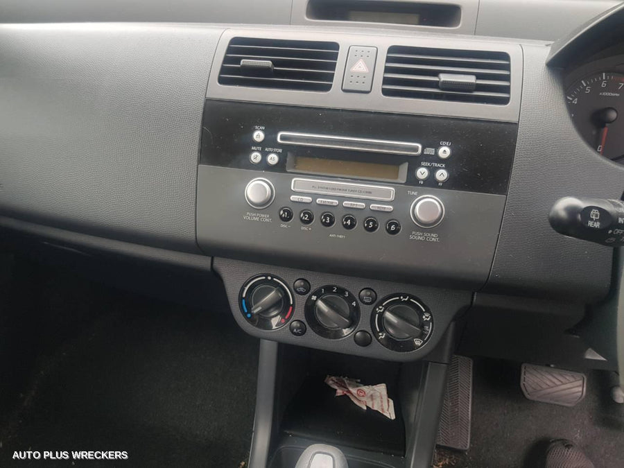 2006 Suzuki Swift Right Taillight