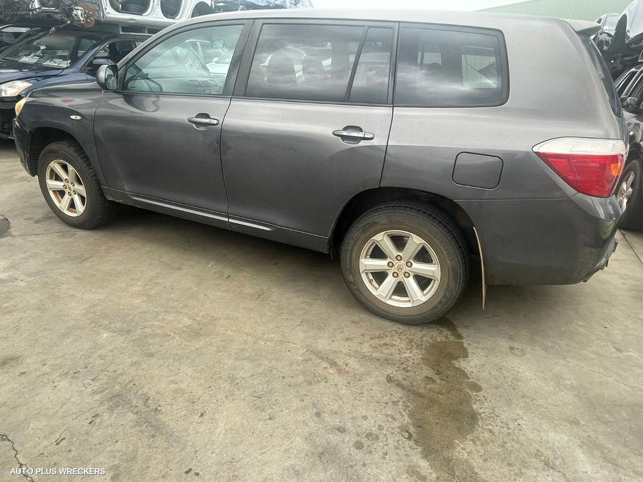 2009 Toyota Kluger Radiator Support