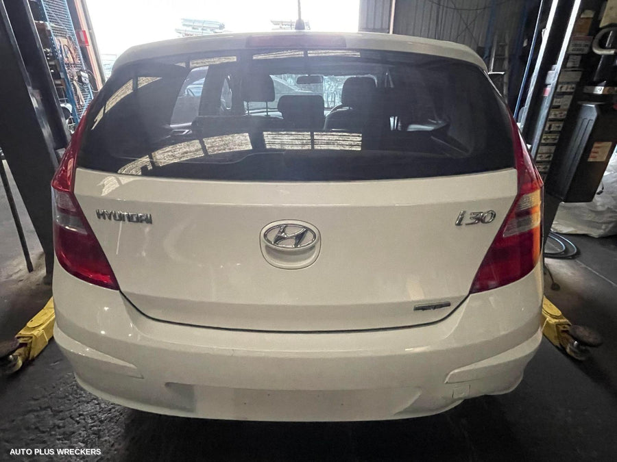 2009 Hyundai I30 Left Rear Door Window