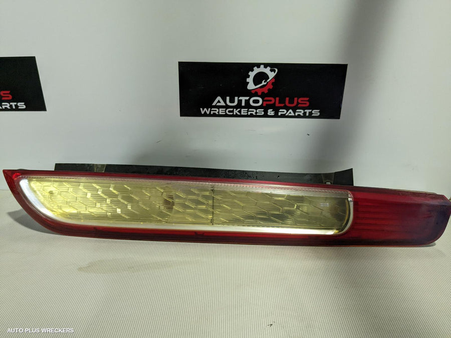 2010 Ford Focus Left Taillight