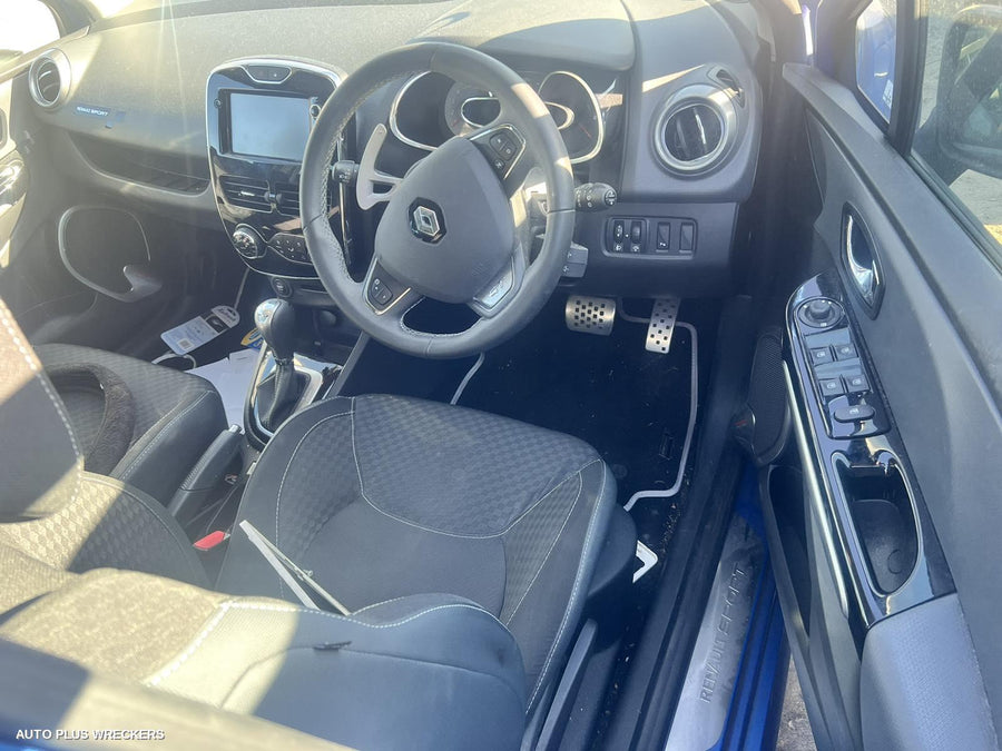 2015 Renault Clio Left Indicator Fog Side