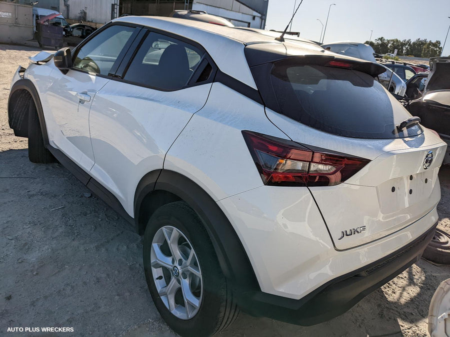 2022 Nissan Juke Left Door Mirror