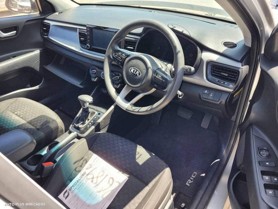 2018 Kia Rio Left Front Door Window