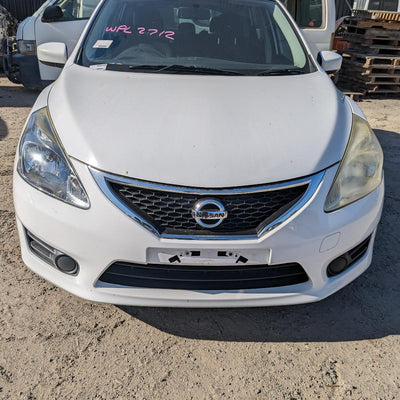 2015 Nissan Pulsar Grille