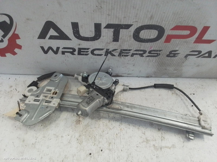 2011-2016 Kia Rio Right Rear Wnd Reg Motor
