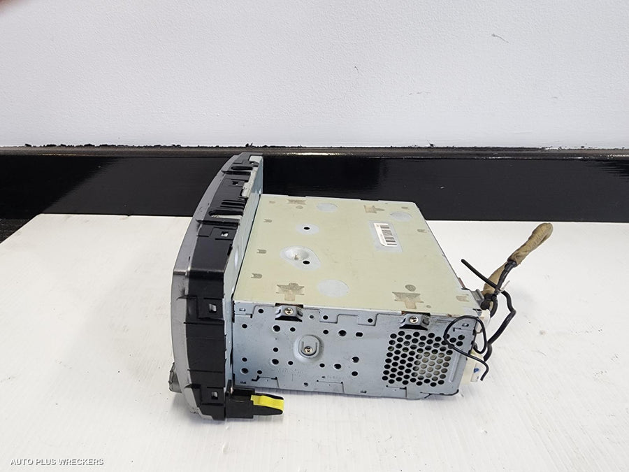 2015 Toyota Hilux Radio Cd Dvd Sat Tv