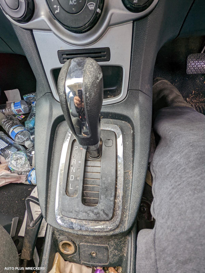 2011 Ford Fiesta Left Rear Door Window