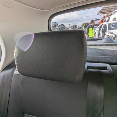 2011 Volkswagen Golf Left Rear Door Window