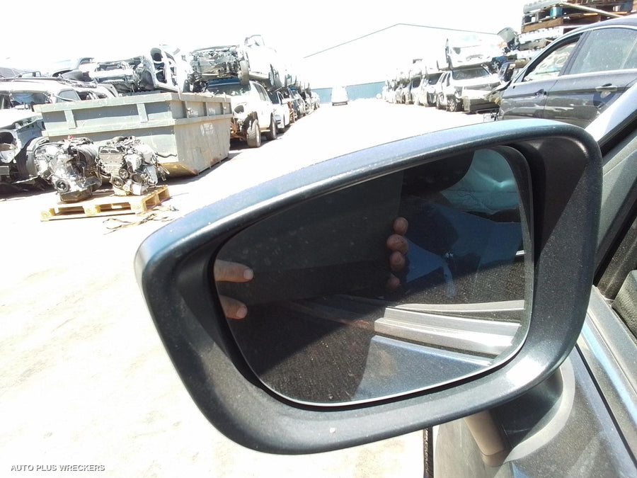 2018 Mazda 3 Right Rear Door Sliding