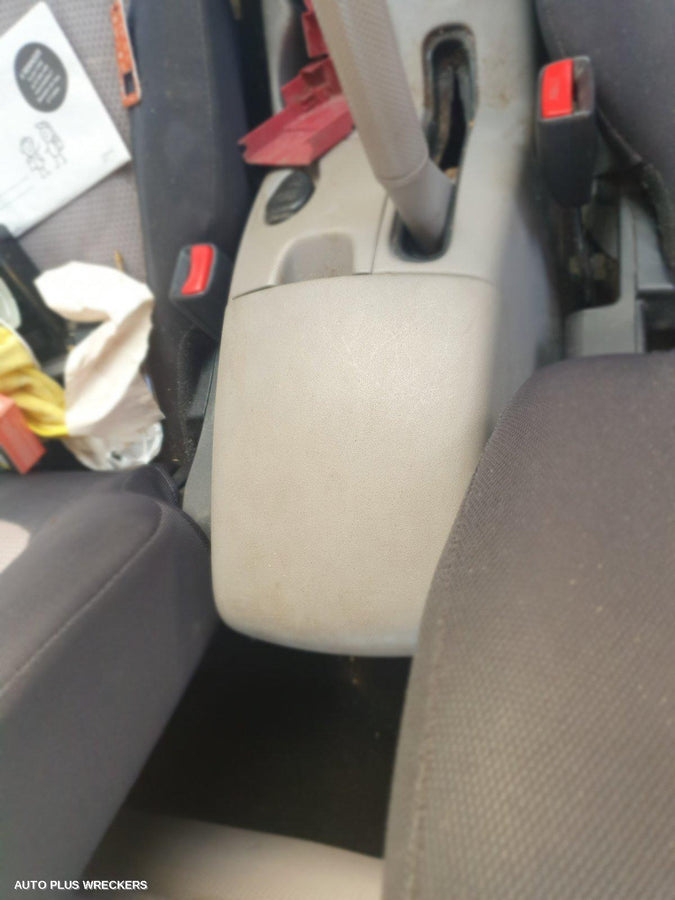 2008 Mitsubishi Triton Pwr Dr Wind Switch