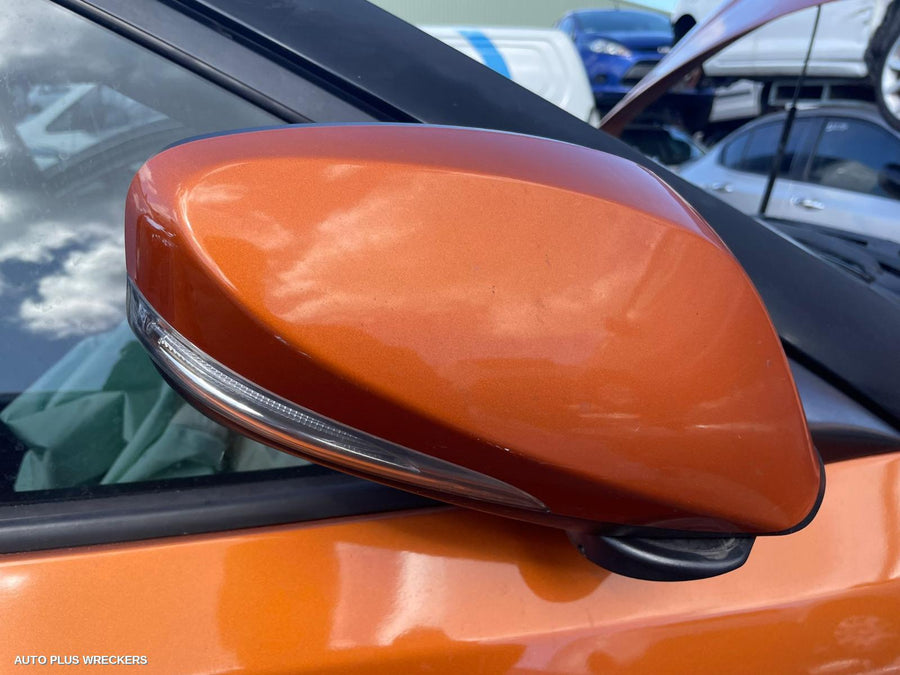 2014 Hyundai Veloster Left Rear Door Window