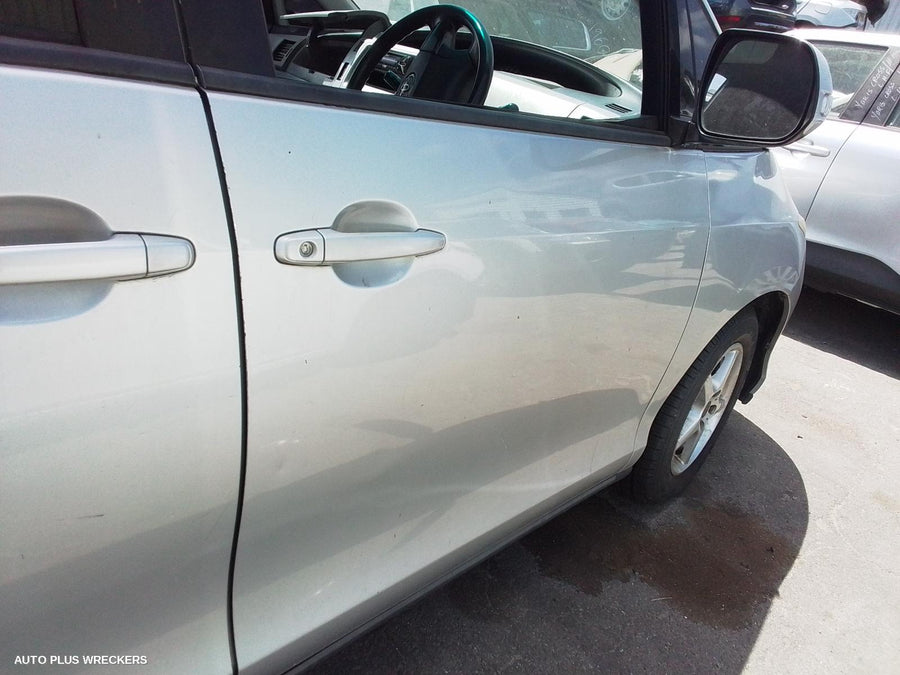 2006 Toyota Tarago Grille