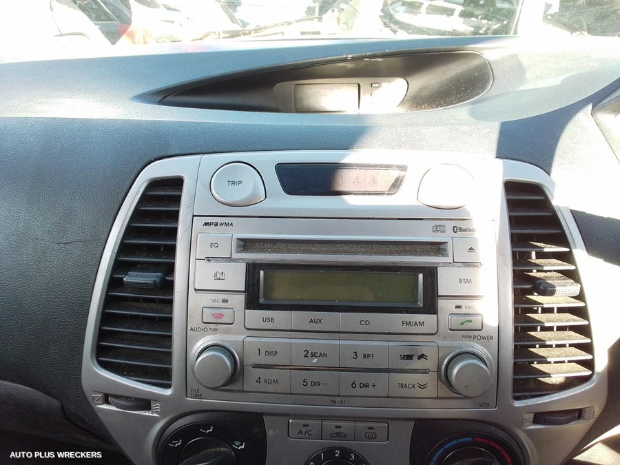 2012 Hyundai I20 Wiper Motor