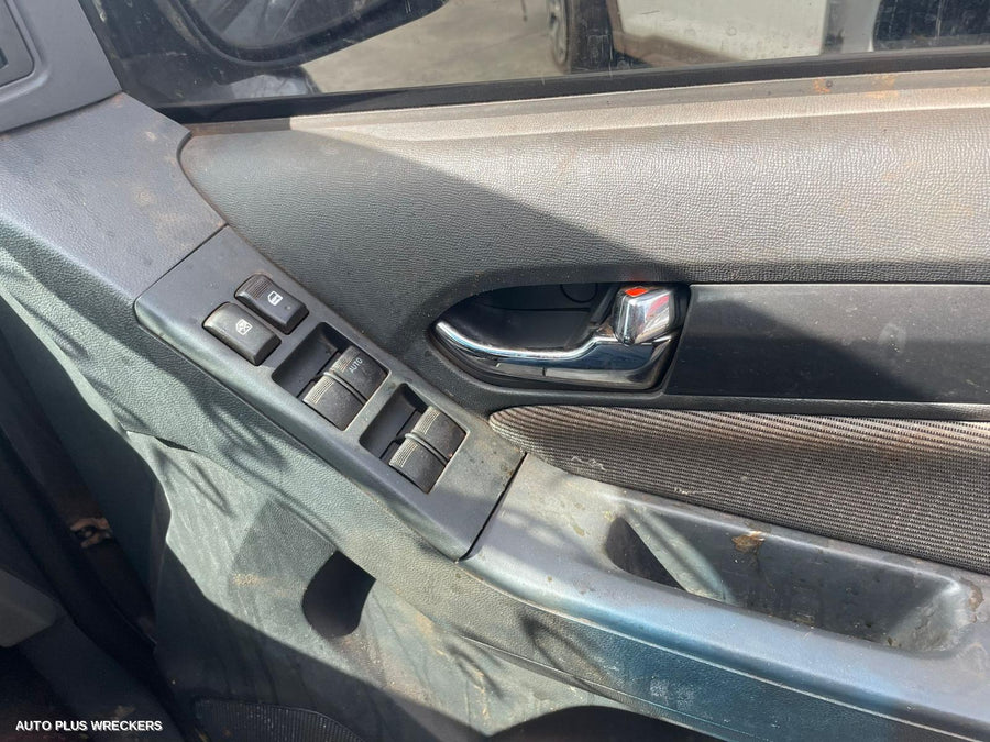 2013 Holden Colorado Door Boot Gate Lock