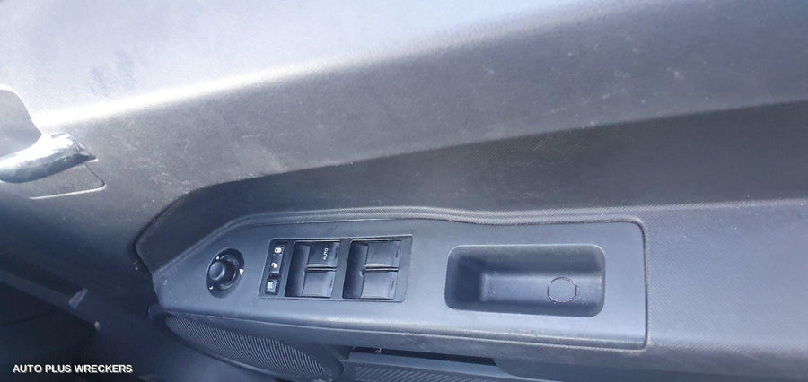 2009 Dodge Caliber Grille