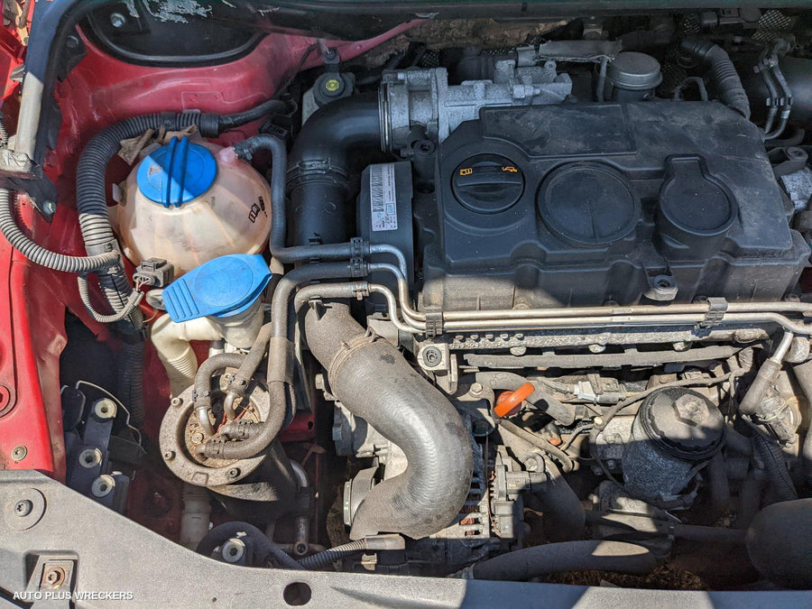 2006 Volkswagen Caddy Left Guard