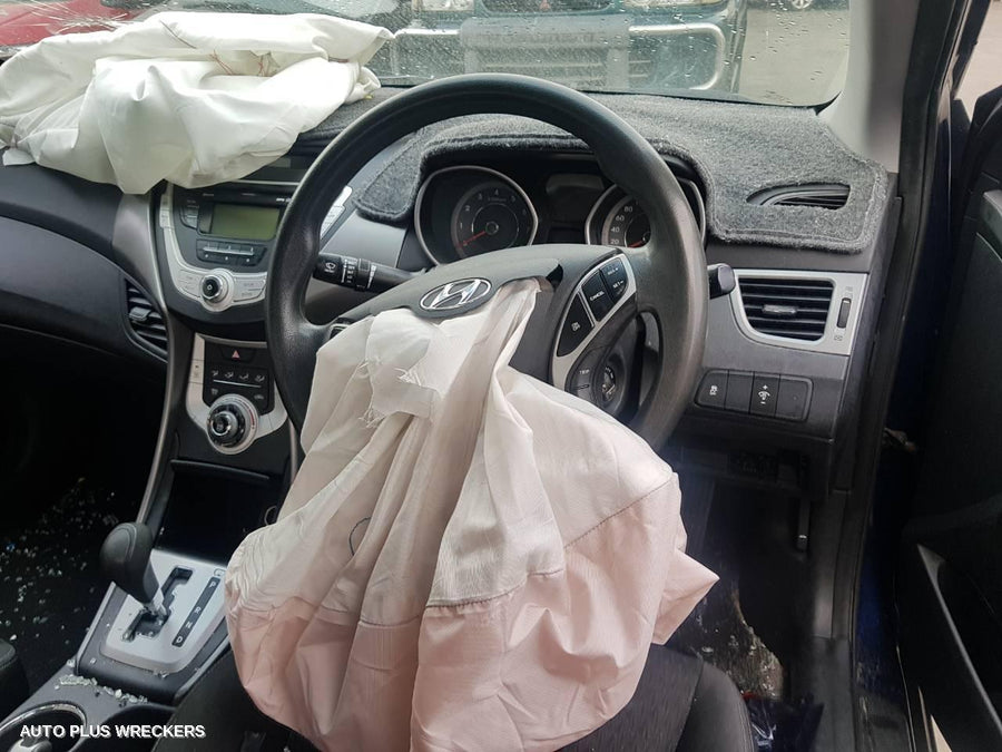 2012 Hyundai Elantra Rear Garnish