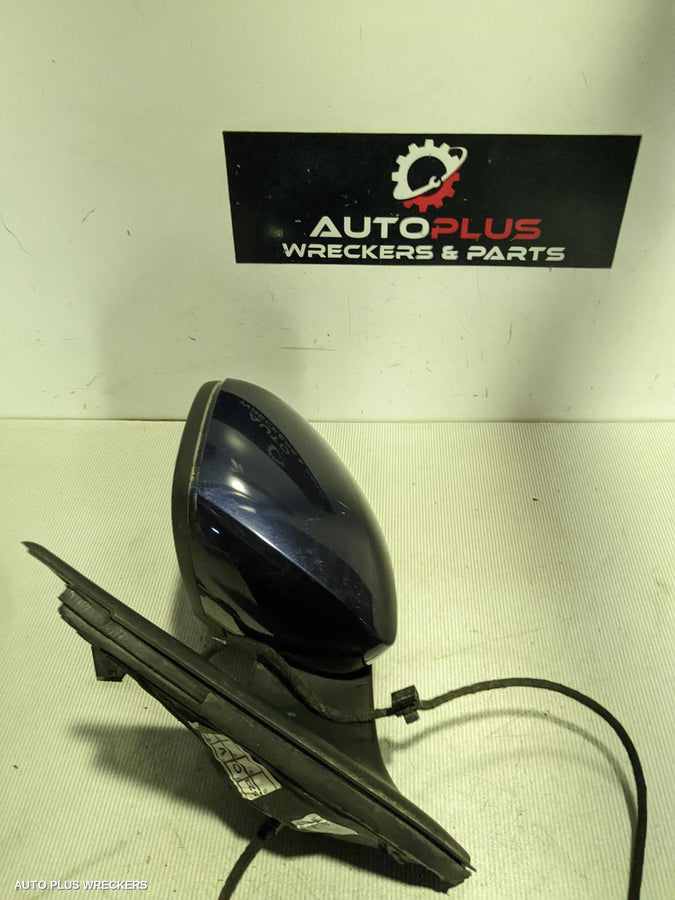 2008-2016 Volkswagen Tiguan Left Door Mirror