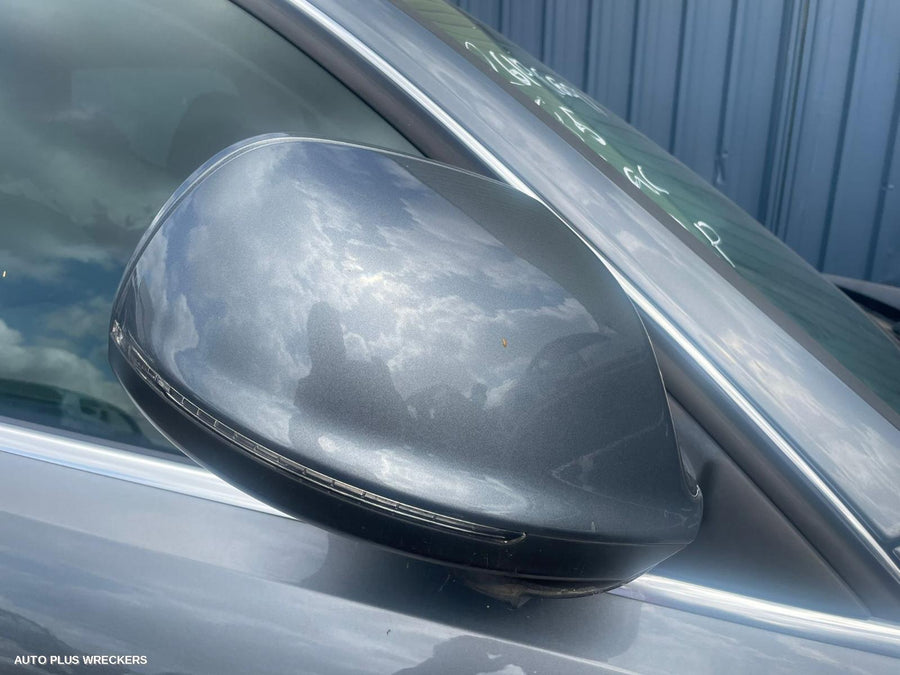 2015 Audi Q5 Left Front Door