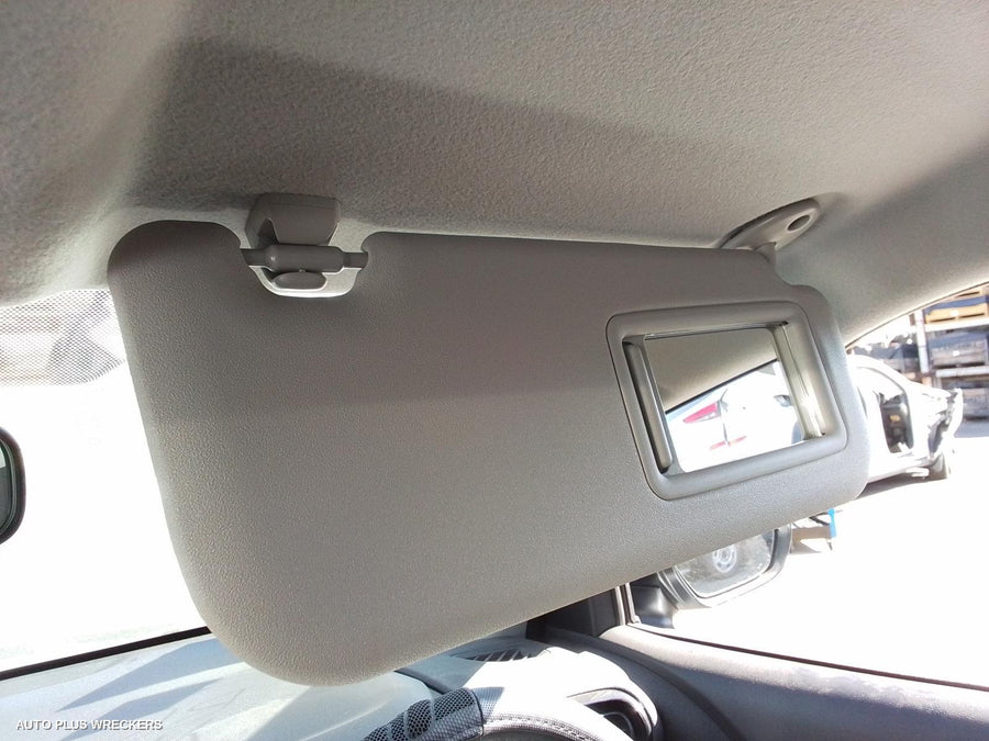 2022 Toyota Yaris Cross Right Door Mirror